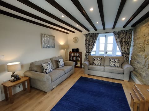 Chaff House - Lounge