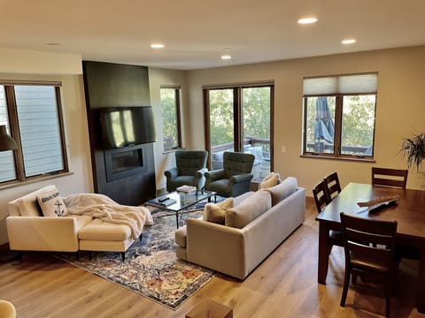 Main Floor Living Room