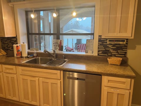 Dishwasher helps save time cleaning up.