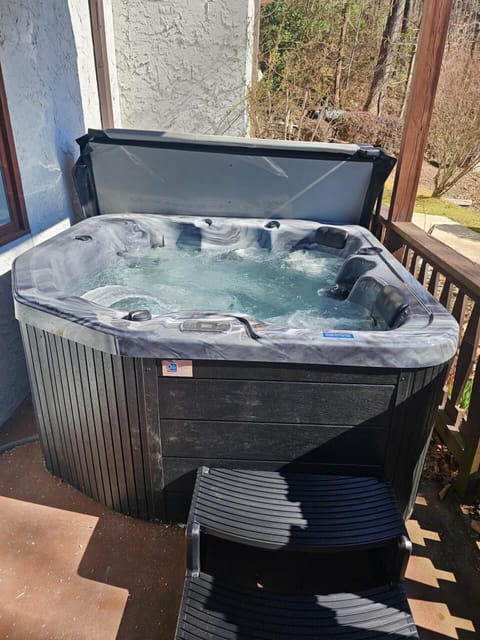 Hot tub