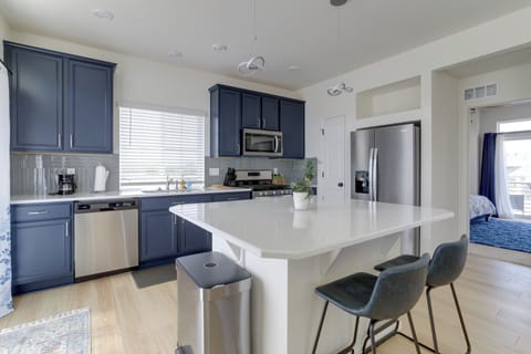 Kitchen | 2nd Floor | Coffee Maker | Cooking Basics | Access to Deck