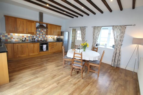 Haselor House - Kitchen/Diner