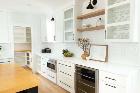 Day or night, we’ve got you covered! Our versatile sofas turn from one to the other with ease and comfort. #multifunctional #sofasofinsta #versatilespaces