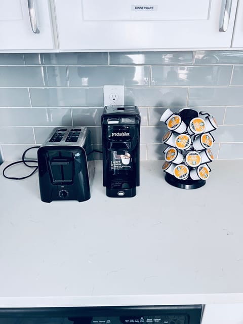 Boho Bliss Bungalow: Atlanta Retreat—Pet-Friendly House in Atlanta