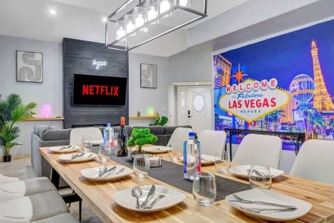The food and drinks in the photos are props for listing purposes only