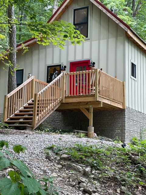 Front deck and front entryway