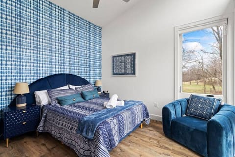 Feel calm and classy in the blue-themed room. It`s a cozy place to unwind.