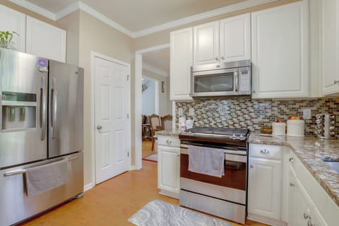 Kitchen | Drip Coffee Maker | Dishwasher | Blender