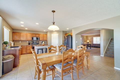 Dining Area | Dining Table | Dishware/Flatware