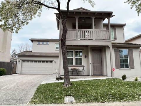 Welcome to Our HOME SWEET HOME. 2 car garage + long driveway, wheelchair access.
