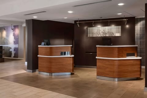 Check in smoothly at the modern front desk and lobby.