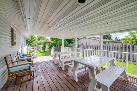 Idaho Falls Vacation Rental | 5BR | 3BA | Stairs Required | 2,600 Sq Ft