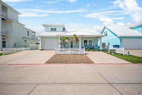 Island Gem at Royal Sands!