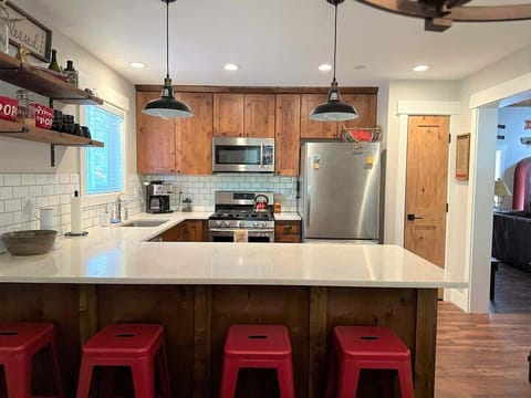 Full kitchen with all the essentials for home-cooked meals