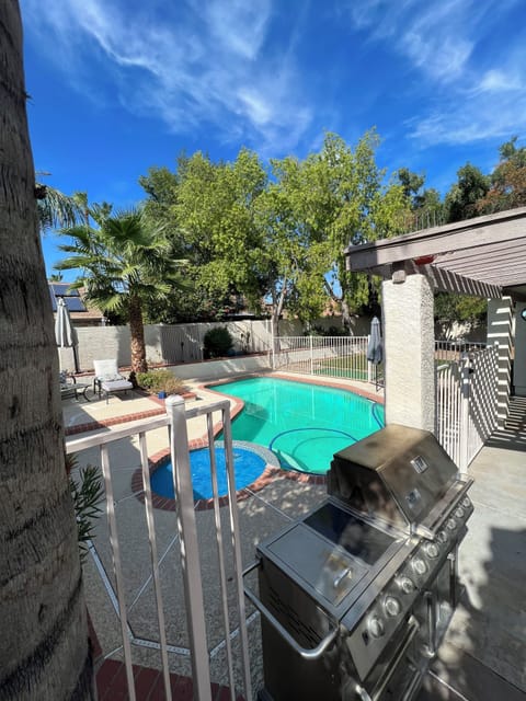 Pool not heated - Hot tub requires 2 days to heat at an extra cost.