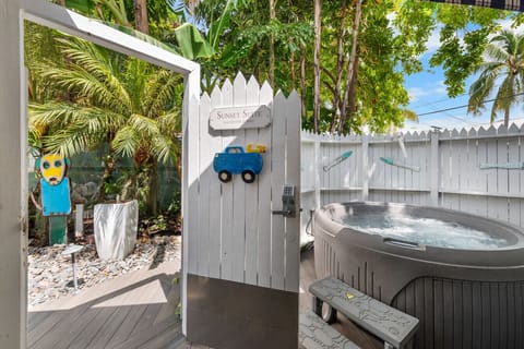 A John Martini sculpture of Bo Jack Horseman is opposite your private courtyard.