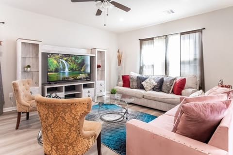 Your Perfect Spot to Gather & Relax