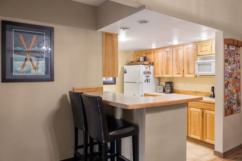 lens-collective-real-estate-photography-services-154-wheeler-place-unit-300-copper-mountain-colorado-80443-6