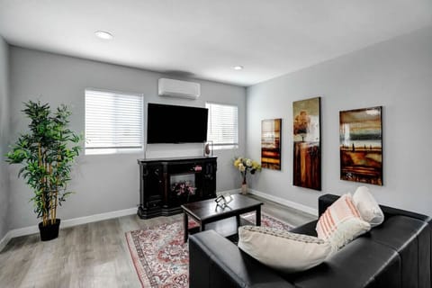 This living room is basically your own private cinema, minus the ticket lines. #travelSGV