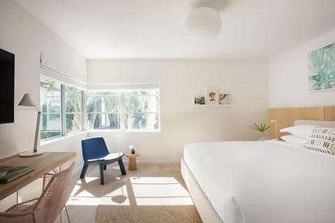 Stretch out by the window with sunshine and quiet simplicity.