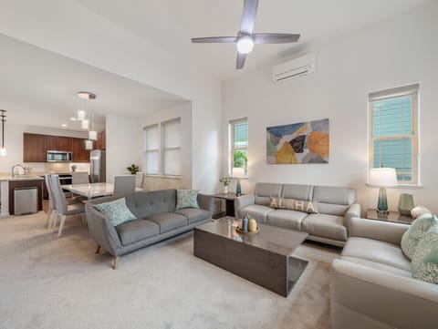 Your Hawaiian dream vacation starts here! Get comfortable with beautiful views throughout the home.