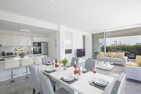 Dining Area with table and chairs to seat 6 people
