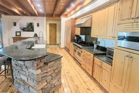 Room to make the best meals and family fun