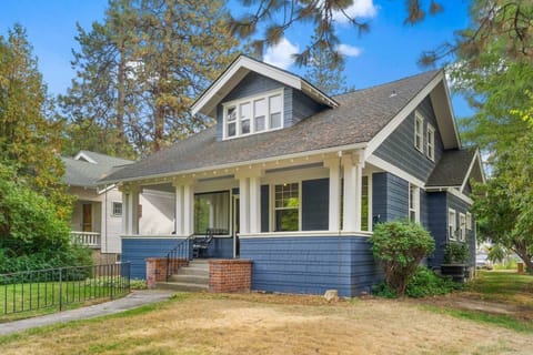 Front of Craftsman Home