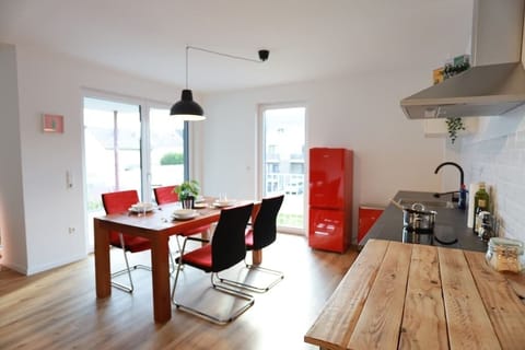 Fully equipped kitchen (1)