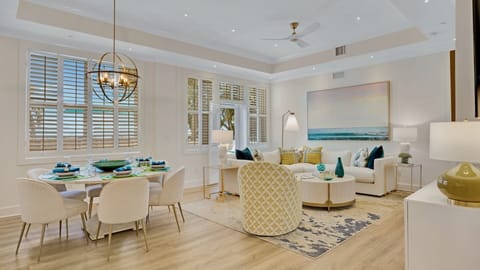 Welcome to Modern Majesty...