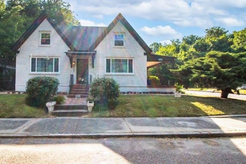 Elegant Home Exterior