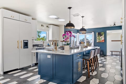 Food prepping couldn't be more exciting with a kitchen set up li