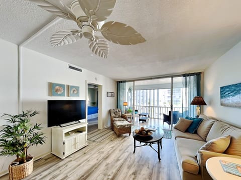 Welcome to Island Reef 304