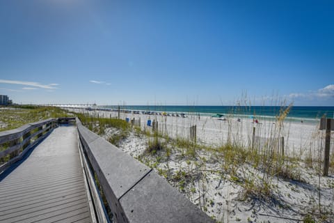 Okaloosa Island Vacation Rental | 2BR | 1BA | 756 Sq Ft | 1 Step to Enter