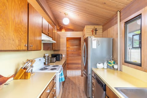 Contemporary culinary haven