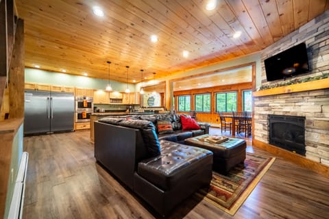 Enjoy your evenings with a cozy gas fireplace and a state-of-the-art smart TV.