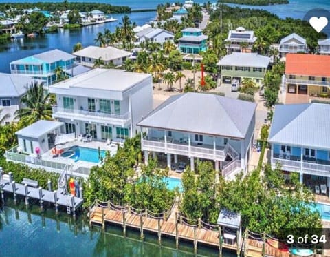 Coastline Marine Extremes ChillN Vacation Destination