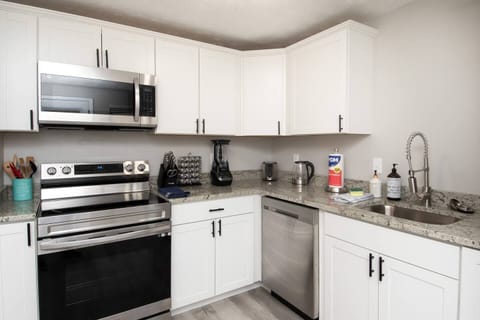 Newly remodeled kitchen with stainless appliances and granite counters!