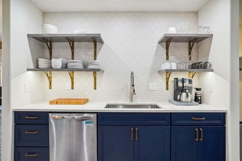 Kitchen at Poppy`s Place