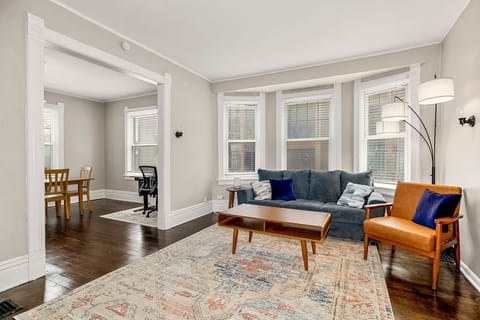 This spacious 1st floor unit lets you spread out with 2 bedrooms, full bath, kitchen, living and dining rooms, and in-unit laundry. 
