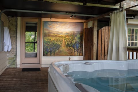 Indoor spa tub