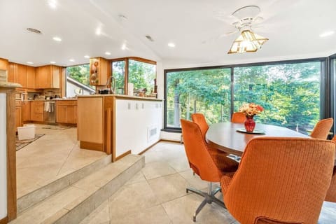 8bc10fa4 4b3d 4968 a643 bf8b2b74cc46