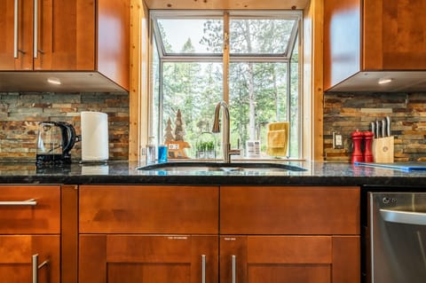 Watch wildlife while you wash dishes!!!