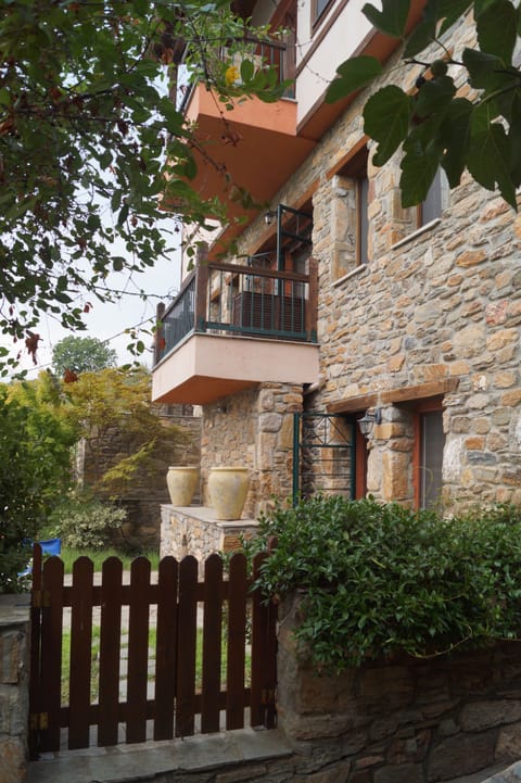 Access to the garden from inside the plot