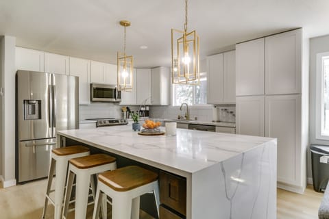 Kitchen | Cooking Basics | Spices | Trash Bags/Paper Towels