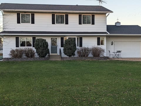 Front view of home