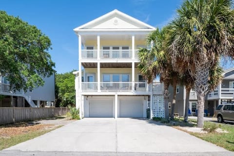 Third Row Kure Beach Rental