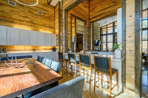 dining roomKitchen/dining