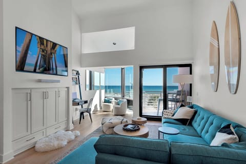 Direct views of the Gulf of America