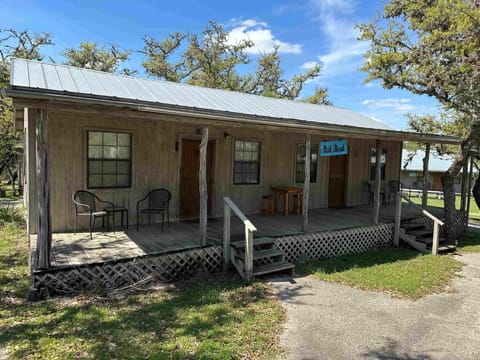 Redbud Exterior Cabins 11 & 12